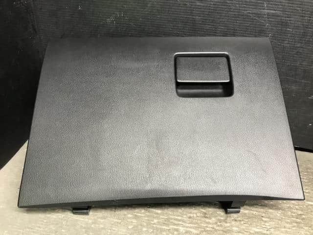 Interior Parts MAZDA CX-5 2018 3DA-KF2P K12364030B02
