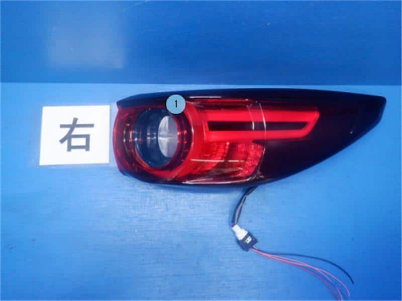 Right Tail Light MAZDA CX-5 2018 3DA-KF2P