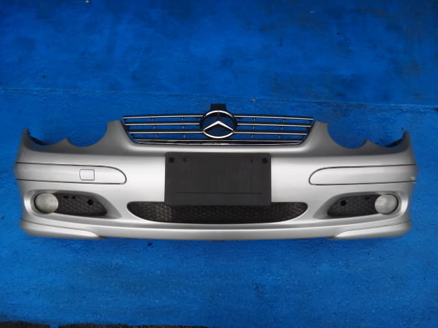 Mercedes-Benz C200 C180 coupe W203 Front bumper 744- silver