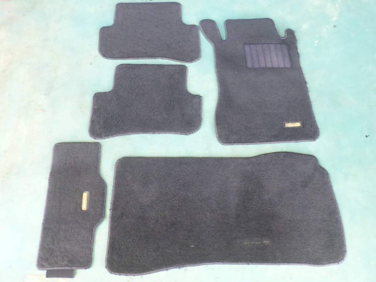 Mercedes-Benz C class Sport Coupe C200 compressor floor mat five points