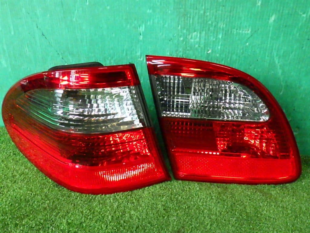 Benz E250 wagon [W211 Late Model] stop-lamp Left Tail Light finisher A2118202764