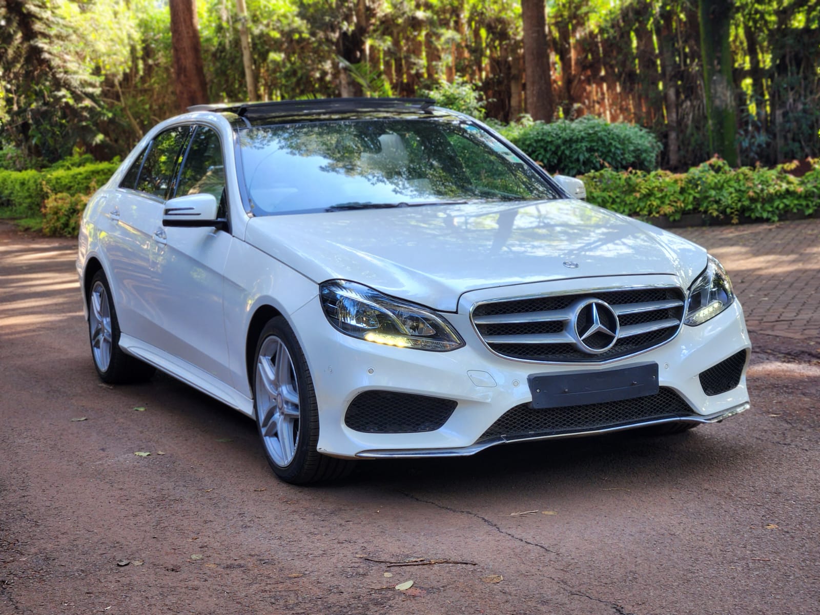 Mercedes Benz E250