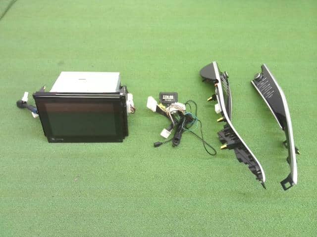 Car Navigation TOYOTA Harrier 2018 DBA-ZSU60W 8680448A20