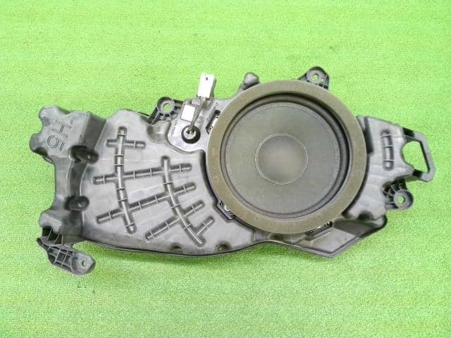 Speaker TOYOTA Harrier 2018 DBA-ZSU60W 861500W220