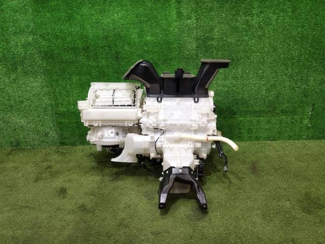 Air Conditioner Assembly TOYOTA Harrier 2018 DAA-AVU65W 8705048391