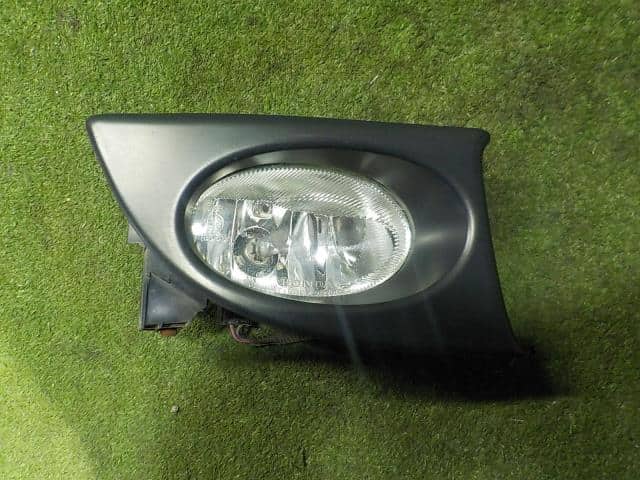 Right Fog Light HONDA Fit 2004 DBA-GD2