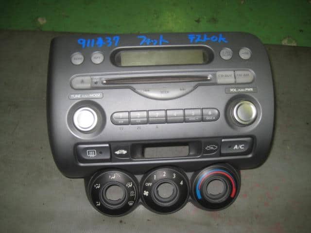 Radio-Cassette HONDA Fit 2004 CBA-GD3 39170SAA0130