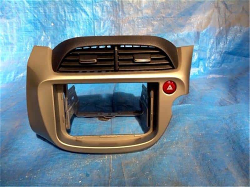 Audio Parts HONDA Fit 2011 DAA-GP1