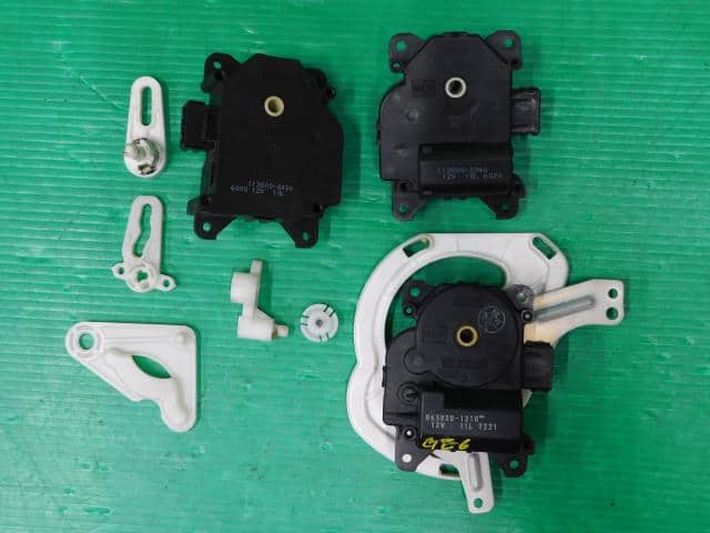 A/C Parts HONDA Fit 2009 DBA-GE6 79350TF0941